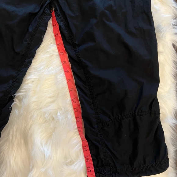 H&M Sport Capris Black 100% Cotton Size 8 - Picture 6 of 8